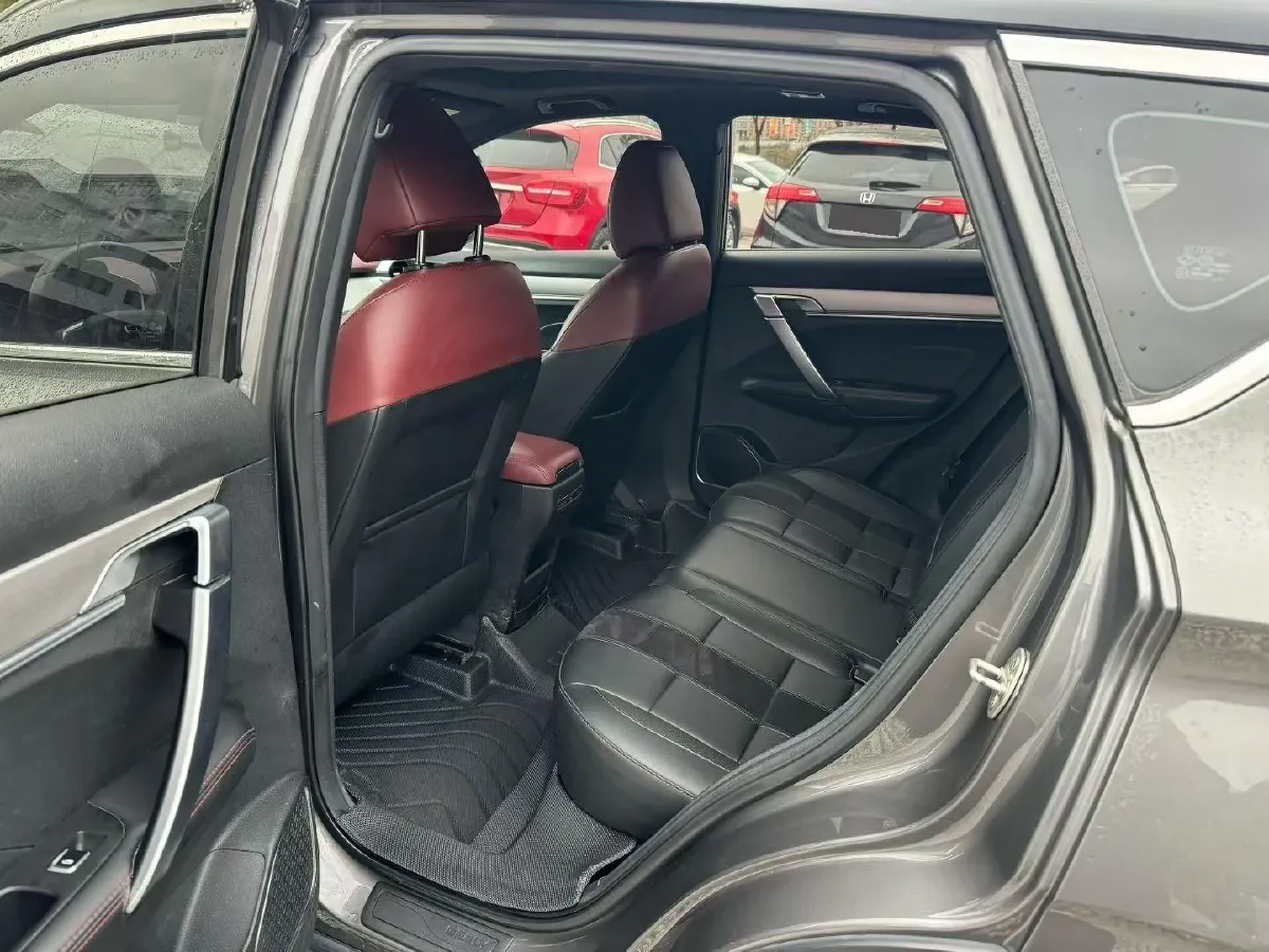 2021 Geely Coolray 1.5T 177HP L3 7DCT,autocango,china used car exporter,china ev exporter,chinese used car exporter,chinese used ev exporter