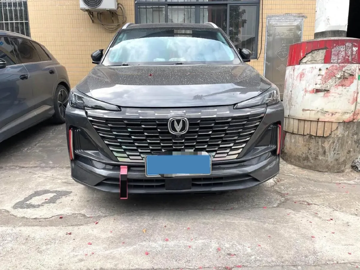 2022 ChangAn Oshan X7 Plus 1.5T 188HP L4 7DCT,autocango,china used car exporter,china ev exporter,chinese used car exporter,chinese used ev exporter
