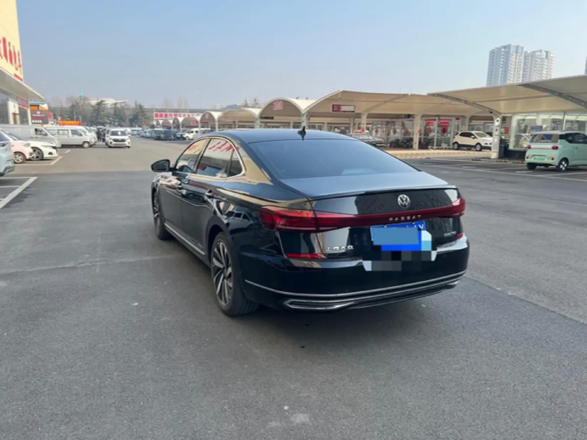 2023 Volkswagen Passat 2.0T 186HP L4 7DCT,autocango,china used car exporter,china ev exporter,chinese used car exporter,chinese used ev exporter