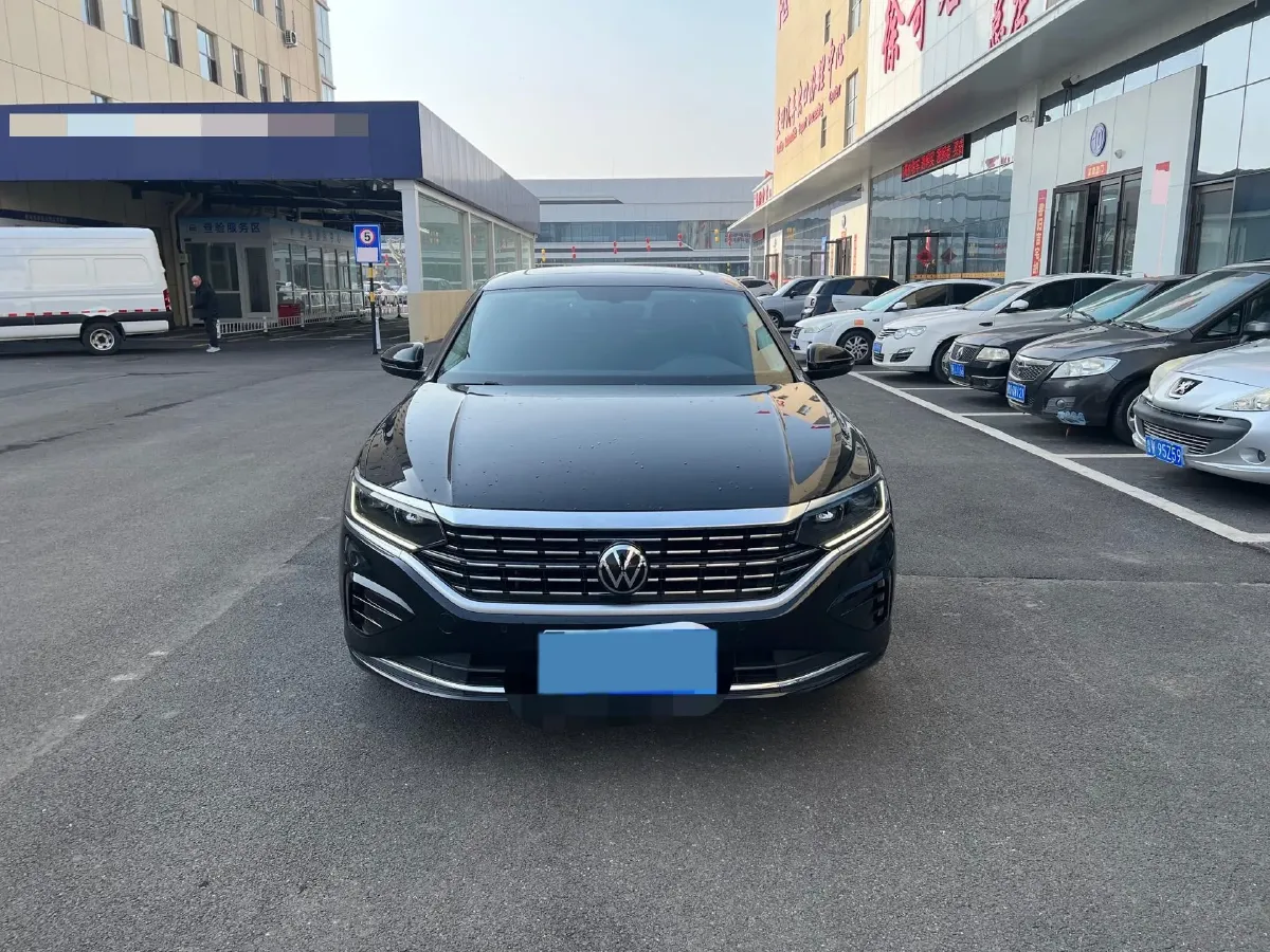 2023 Volkswagen Passat 2.0T 186HP L4 7DCT,autocango,china used car exporter,china ev exporter,chinese used car exporter,chinese used ev exporter