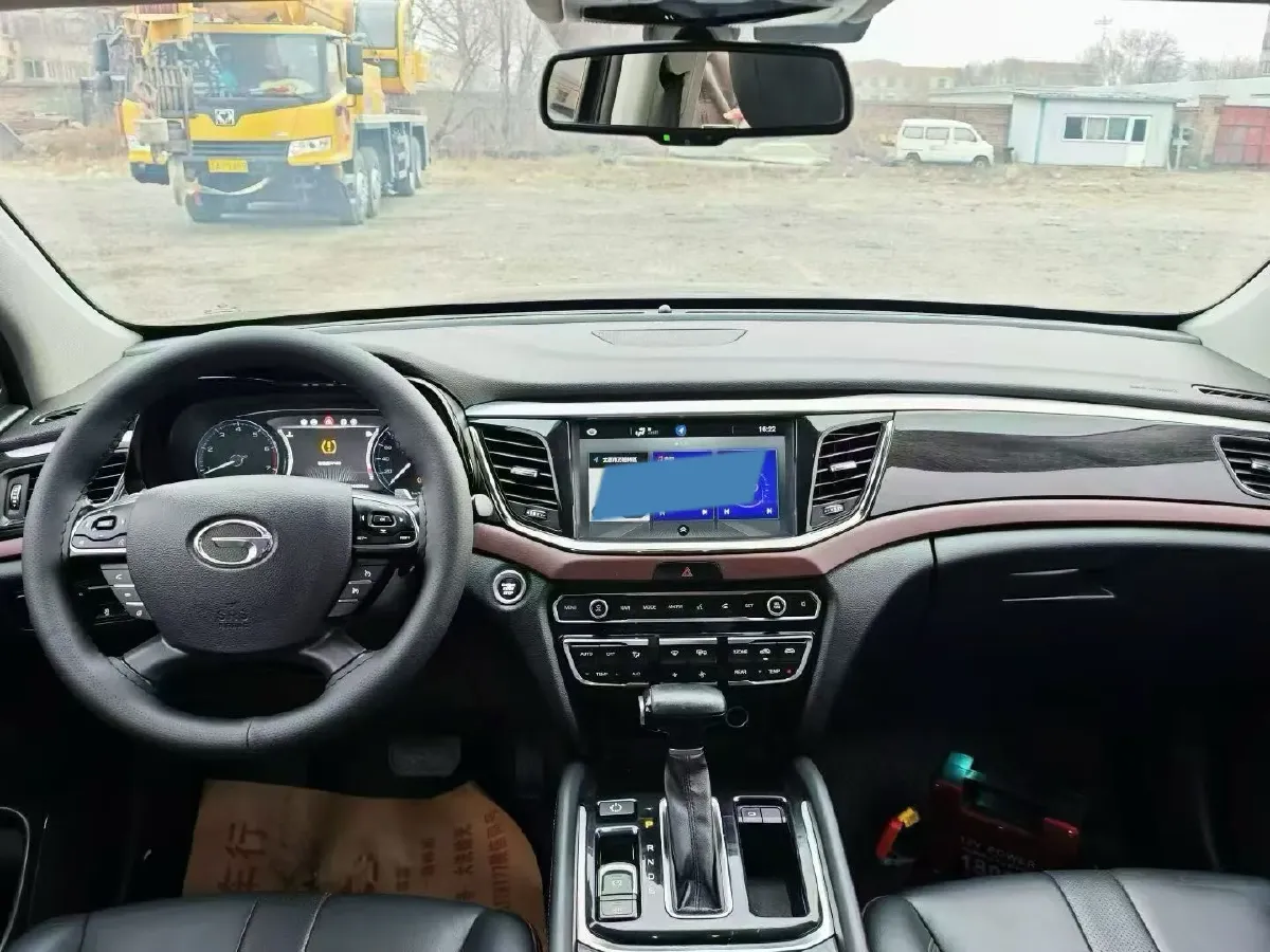 2017 GAC Trumpchi GS8 2.0T 201HP L4 6AT,autocango,china used car exporter,china ev exporter,chinese used car exporter,chinese used ev exporter