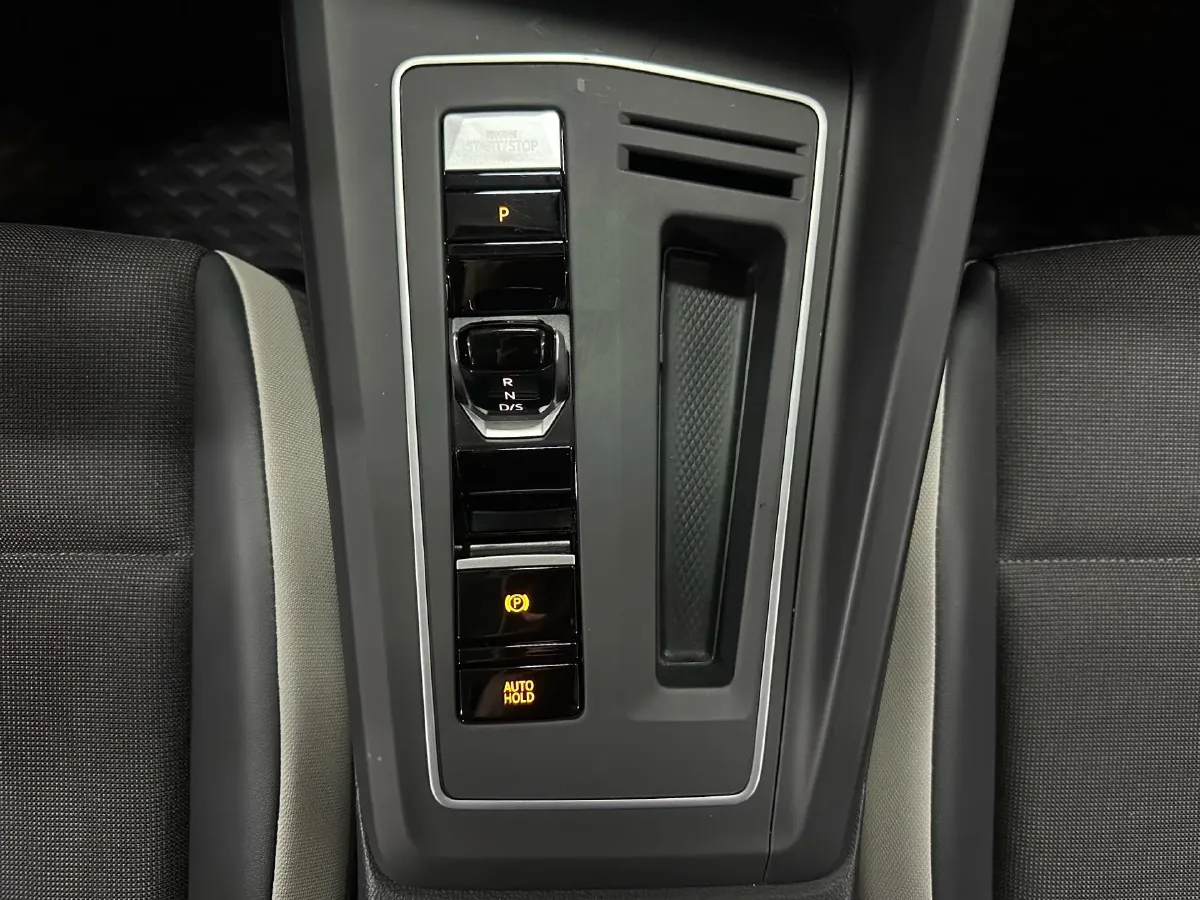 2021 Volkswagen Golf 1.4T 150HP L4 7DCT,autocango,china used car exporter,china ev exporter,chinese used car exporter,chinese used ev exporter