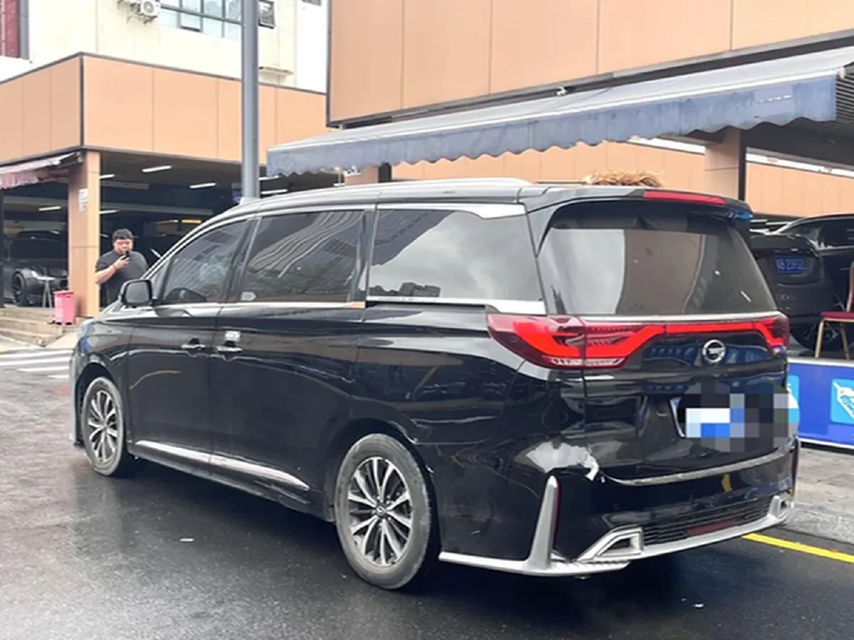 2021 GAC Trumpchi M8 2.0T 252HP L4 8AT,autocango,china used car exporter,china ev exporter,chinese used car exporter,chinese used ev exporter