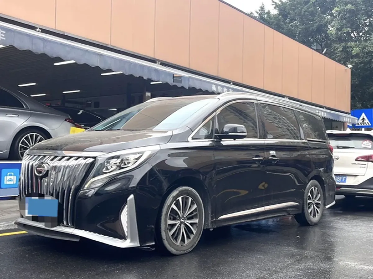 2021 GAC Trumpchi M8 2.0T 252HP L4 8AT,autocango,china used car exporter,china ev exporter,chinese used car exporter,chinese used ev exporter