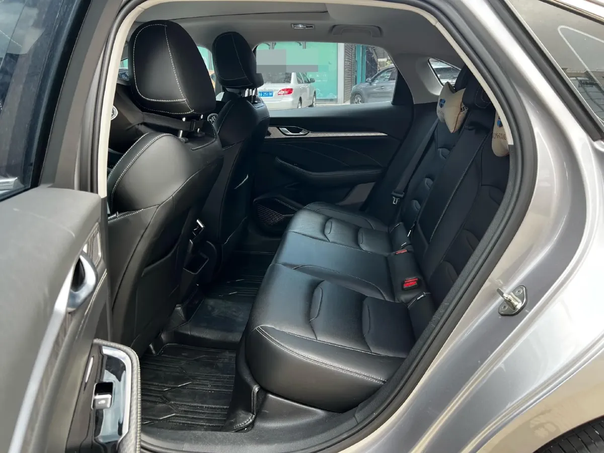 2021 Geely Preface 2.0T 190HP L4 7DCT,autocango,china used car exporter,china ev exporter,chinese used car exporter,chinese used ev exporter