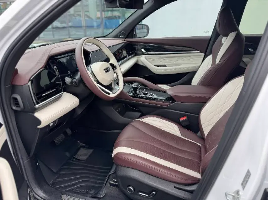 2021 Geely Monjaro 2.0T 218HP L4 7DCT,autocango,china used car exporter,china ev exporter,chinese used car exporter,chinese used ev exporter