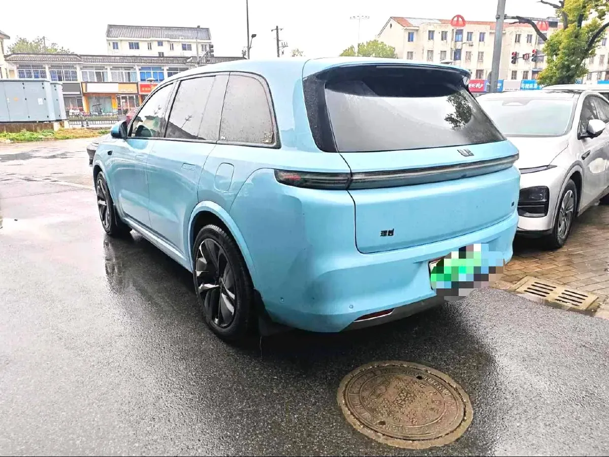 2024 Ford Bronco 2.3T 275HP L4 10AT,autocango,china used car exporter,china ev exporter,chinese used car exporter,chinese used ev exporter