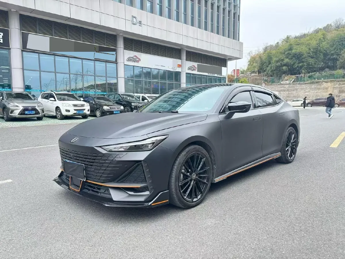 2022 ChangAn UNI-V 1.5T 188HP L4 7DCT,autocango,china used car exporter,china ev exporter,chinese used car exporter,chinese used ev exporter