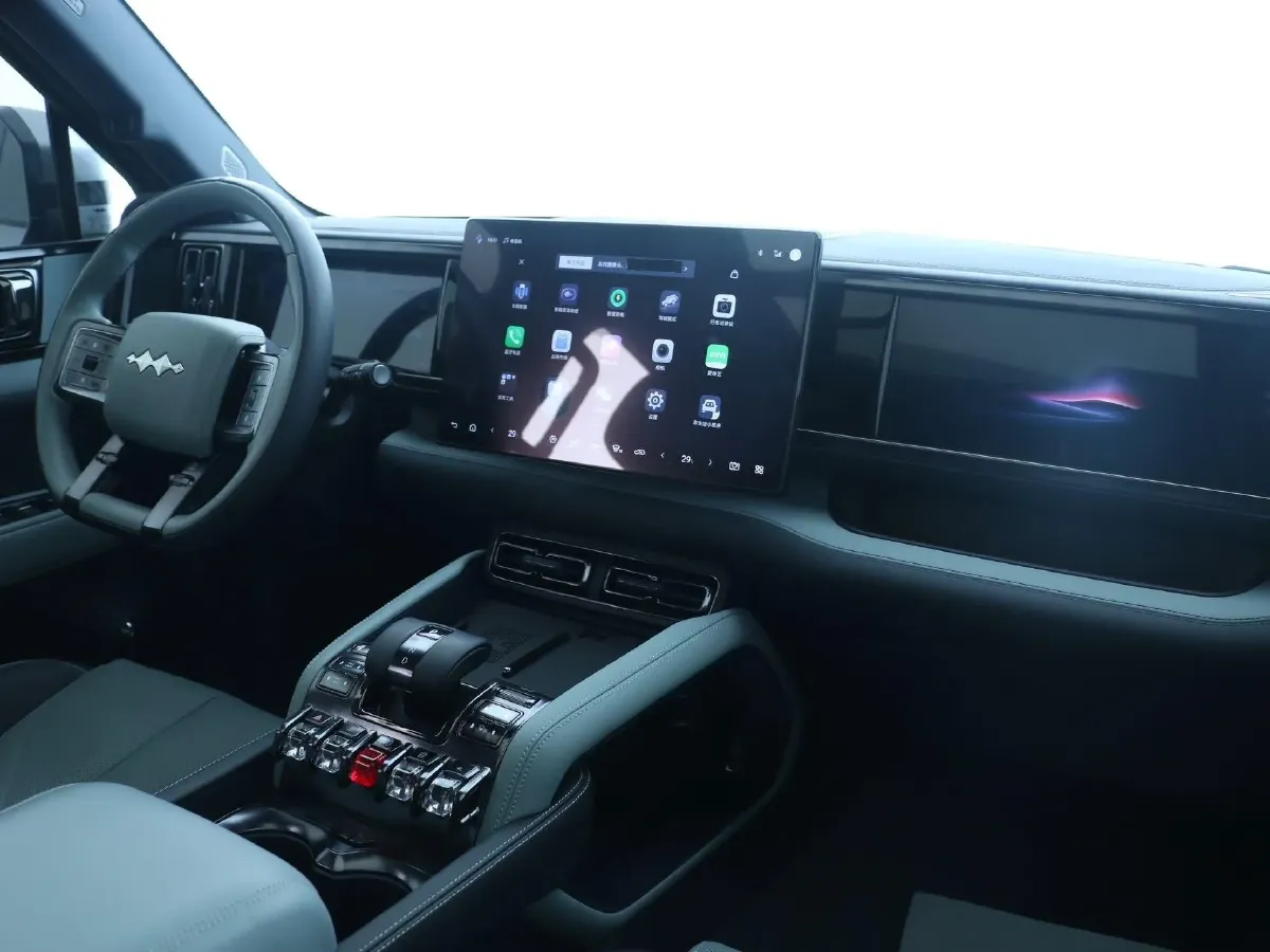 2023 FangChengBao Bao 5 1.5T 194HP L4 E-CVT PHEV 31.8KWH,autocango,china used car exporter,china ev exporter,chinese used car exporter,chinese used ev exporter