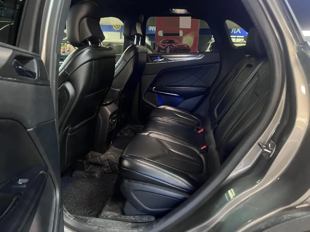 2017 Lincoln MKC 2.0T 203HP L4 6AT,autocango,china used car exporter,china ev exporter,chinese used car exporter,chinese used ev exporter