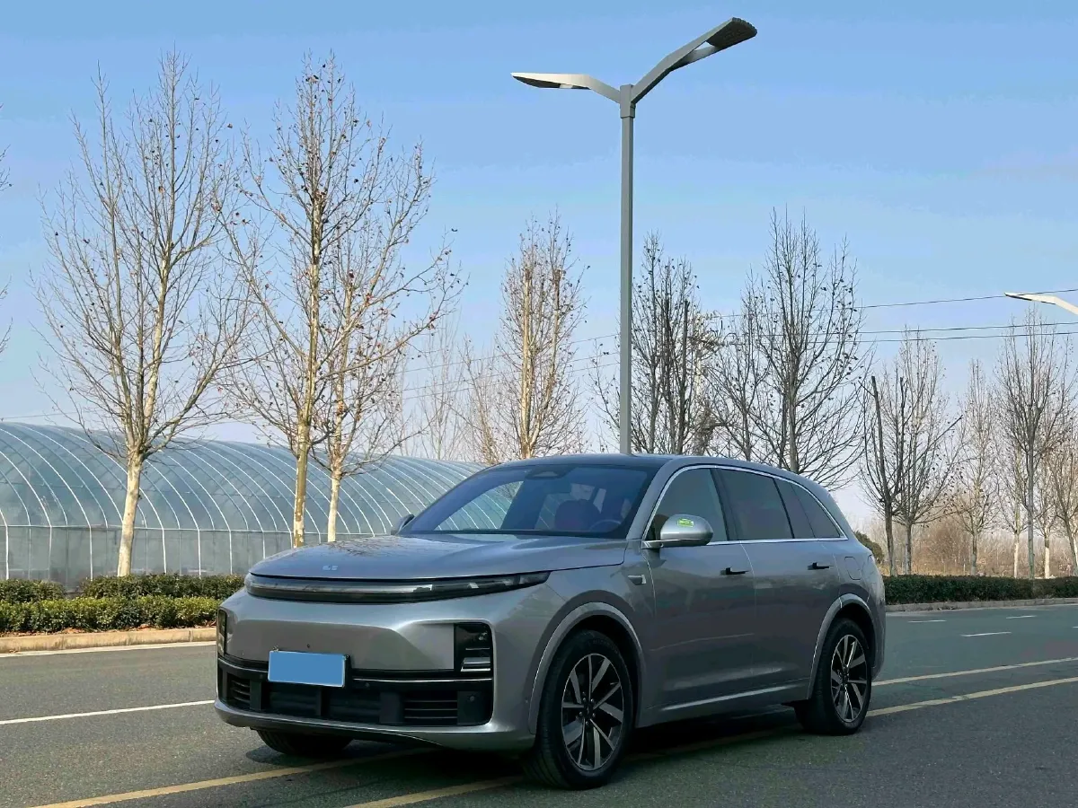 2023 Li L7 Range Extended 154HP REEV 40.9KWH,autocango,china used car exporter,china ev exporter,chinese used car exporter,chinese used ev exporter