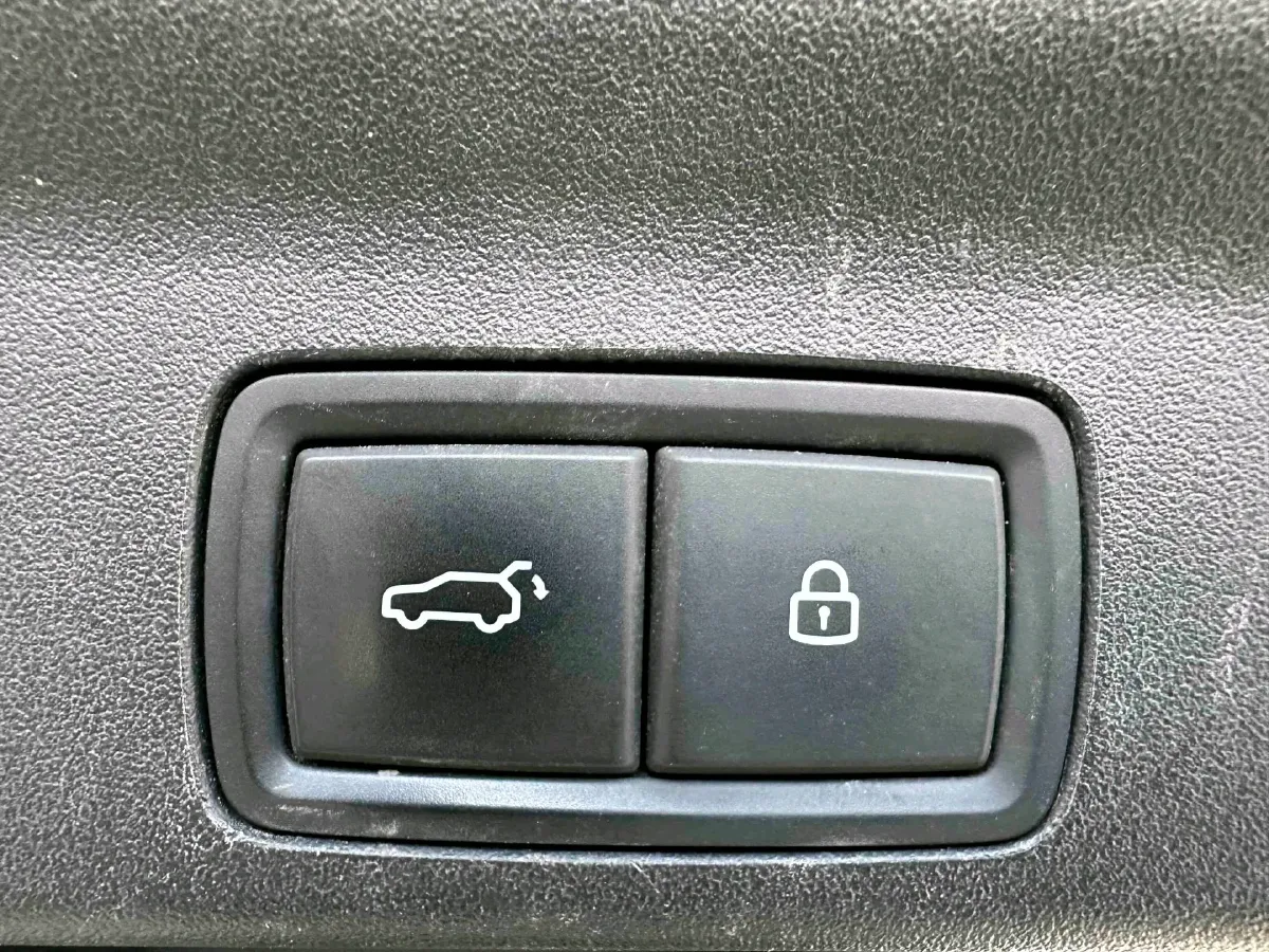 2023 Li L7 Range Extended 154HP REEV 40.9KWH,autocango,china used car exporter,china ev exporter,chinese used car exporter,chinese used ev exporter