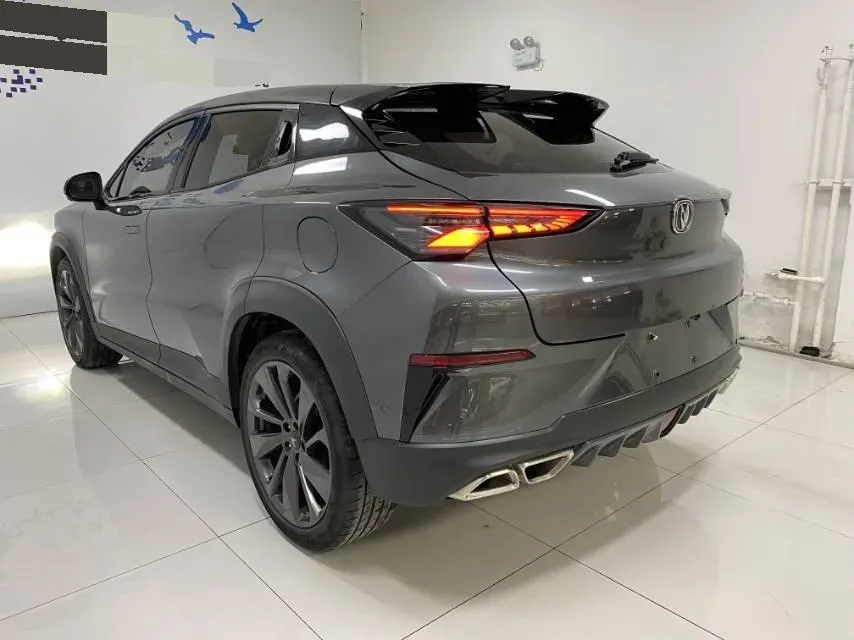 2020 ChangAn UNI-T 1.5T 180HP L4 7DCT,autocango,china used car exporter,china ev exporter,chinese used car exporter,chinese used ev exporter