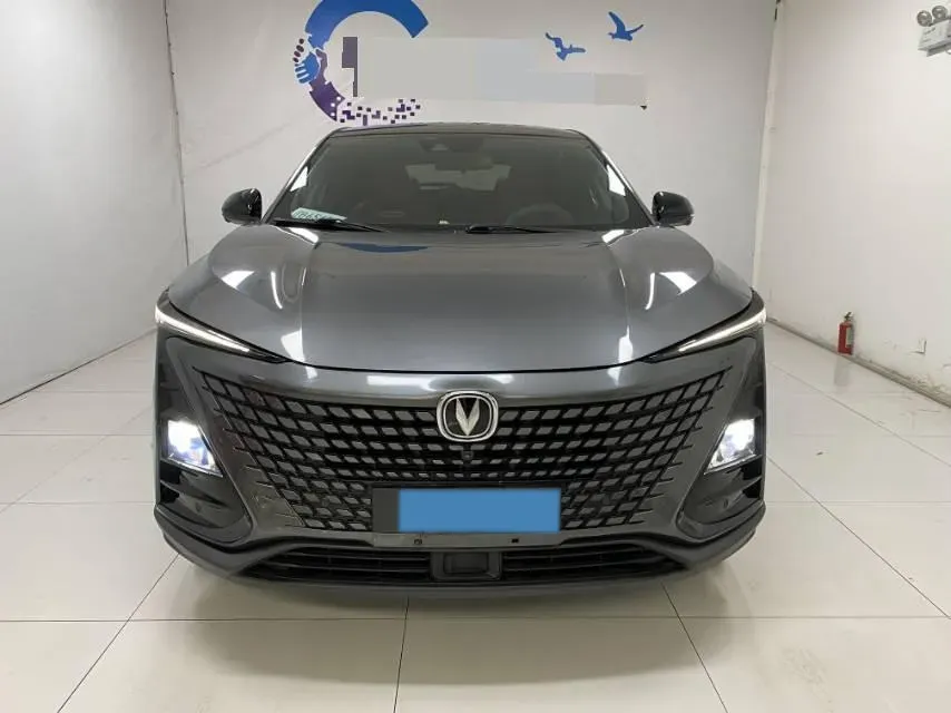 2020 ChangAn UNI-T 1.5T 180HP L4 7DCT,autocango,china used car exporter,china ev exporter,chinese used car exporter,chinese used ev exporter