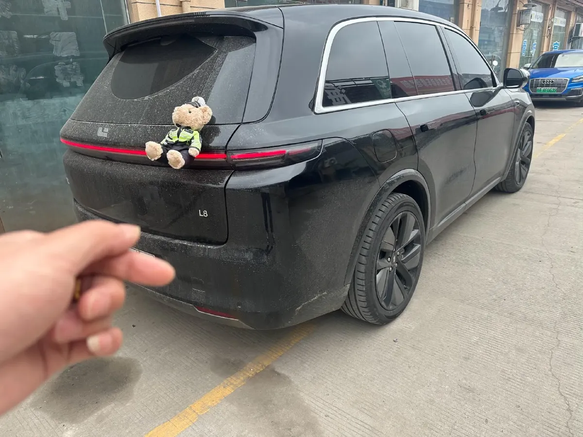 2024 Volvo S60 2.0T 197HP L4 7DCT,autocango,china used car exporter,china ev exporter,chinese used car exporter,chinese used ev exporter