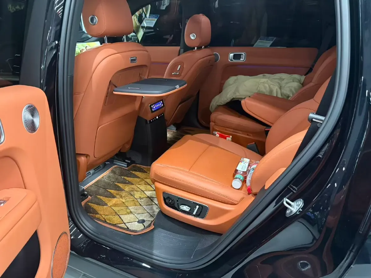 2025 Li L9 Range Extended 154HP REEV,autocango,china used car exporter,china ev exporter,chinese used car exporter,chinese used ev exporter