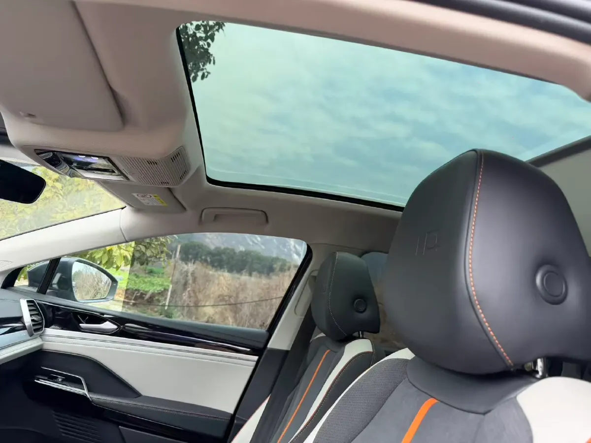 2022 ARCFOX αT BEV 94.5KWH,autocango,china used car exporter,china ev exporter,chinese used car exporter,chinese used ev exporter