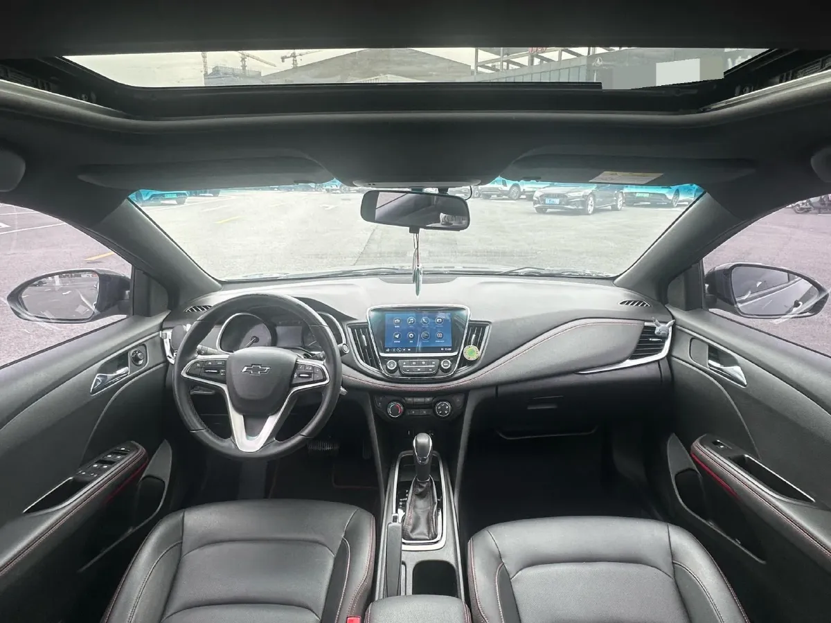 2020 Chevrolet Monza 1.3T 163HP L3 6AT,autocango,china used car exporter,china ev exporter,chinese used car exporter,chinese used ev exporter