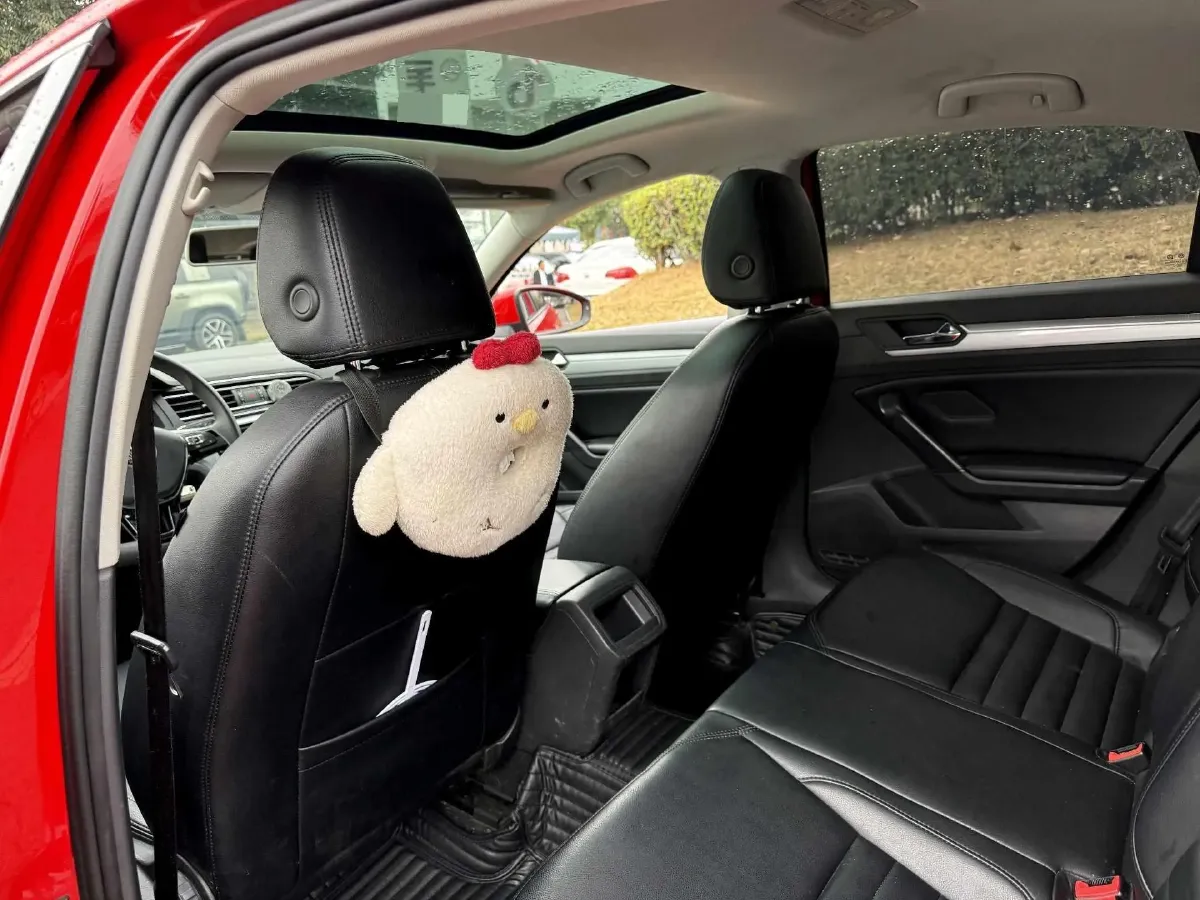 2019 Volkswagen T-Cross 1.4T 150HP L4 7DCT,autocango,china used car exporter,china ev exporter,chinese used car exporter,chinese used ev exporter