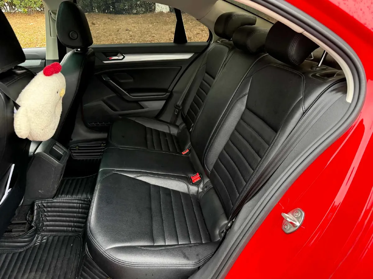 2019 Volkswagen T-Cross 1.4T 150HP L4 7DCT,autocango,china used car exporter,china ev exporter,chinese used car exporter,chinese used ev exporter