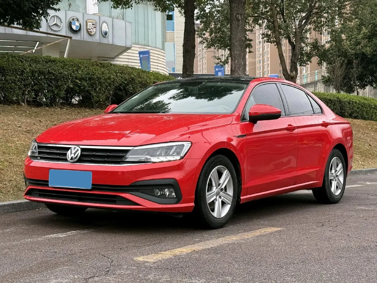 2019 Volkswagen T-Cross 1.4T 150HP L4 7DCT,autocango,china used car exporter,china ev exporter,chinese used car exporter,chinese used ev exporter