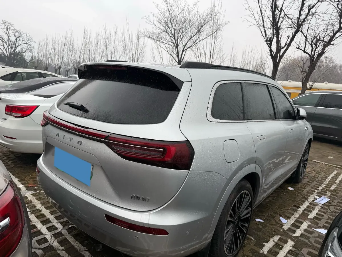 2024 AITO AITO M7 1.5T 152HP L4 REEV 40KWH,autocango,china used car exporter,china ev exporter,chinese used car exporter,chinese used ev exporter