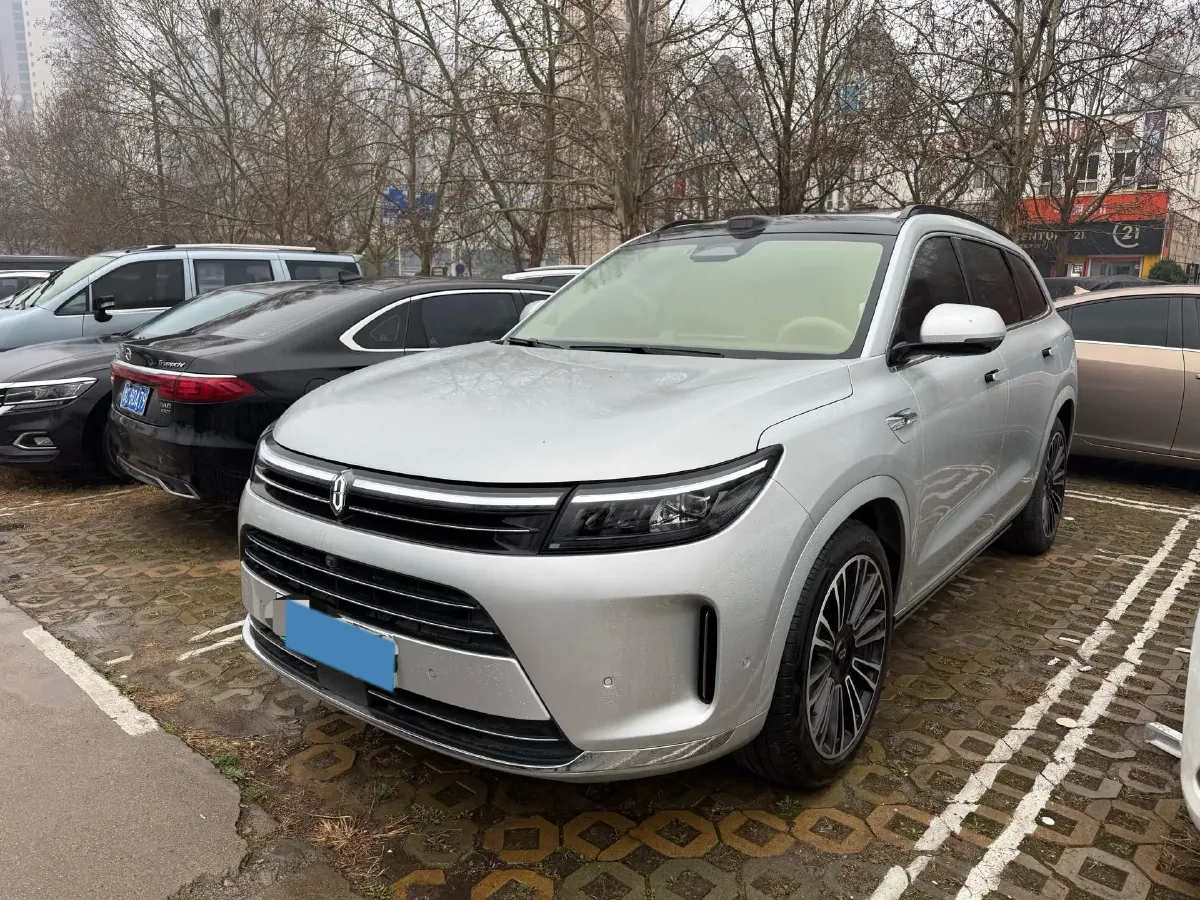 2024 AITO AITO M7 1.5T 152HP L4 REEV 40KWH,autocango,china used car exporter,china ev exporter,chinese used car exporter,chinese used ev exporter