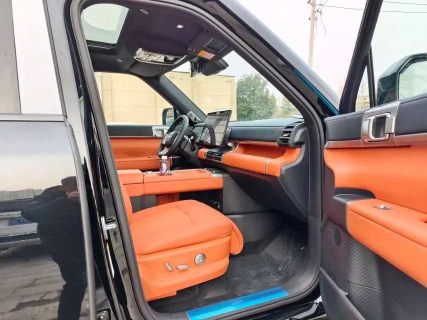 2025 FangChengBao Tai 7 1.5T 156HP L4 E-CVT PHEV,autocango,china used car exporter,china ev exporter,chinese used car exporter,chinese used ev exporter