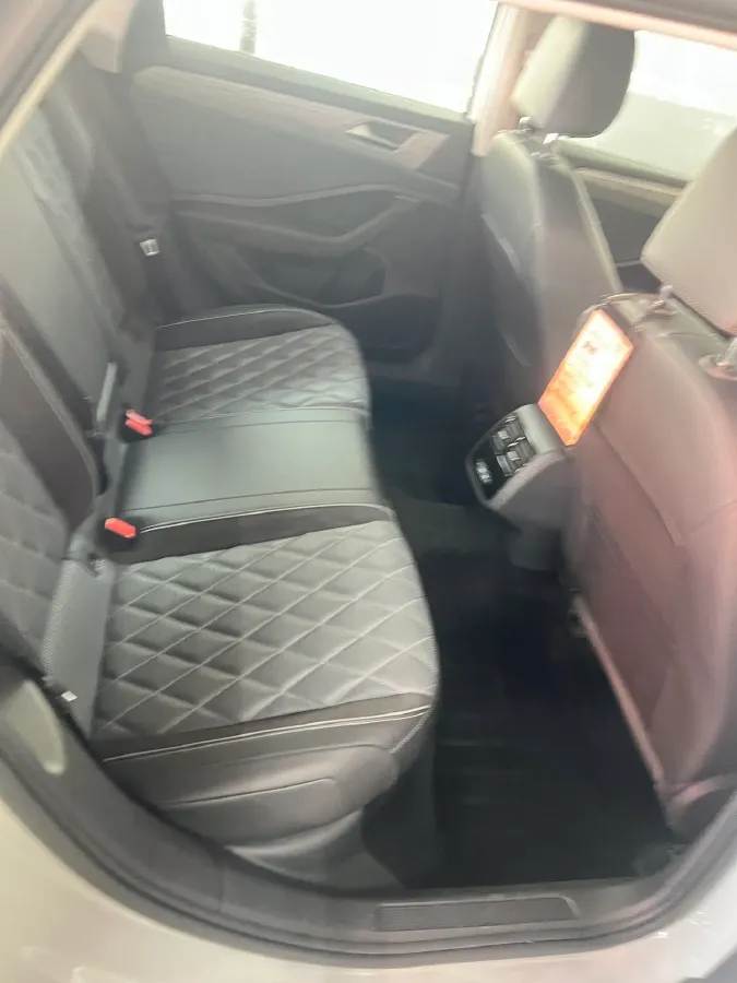 2023 Volkswagen Sagitar 1.5T 160HP L4 7DCT,autocango,china used car exporter,china ev exporter,chinese used car exporter,chinese used ev exporter