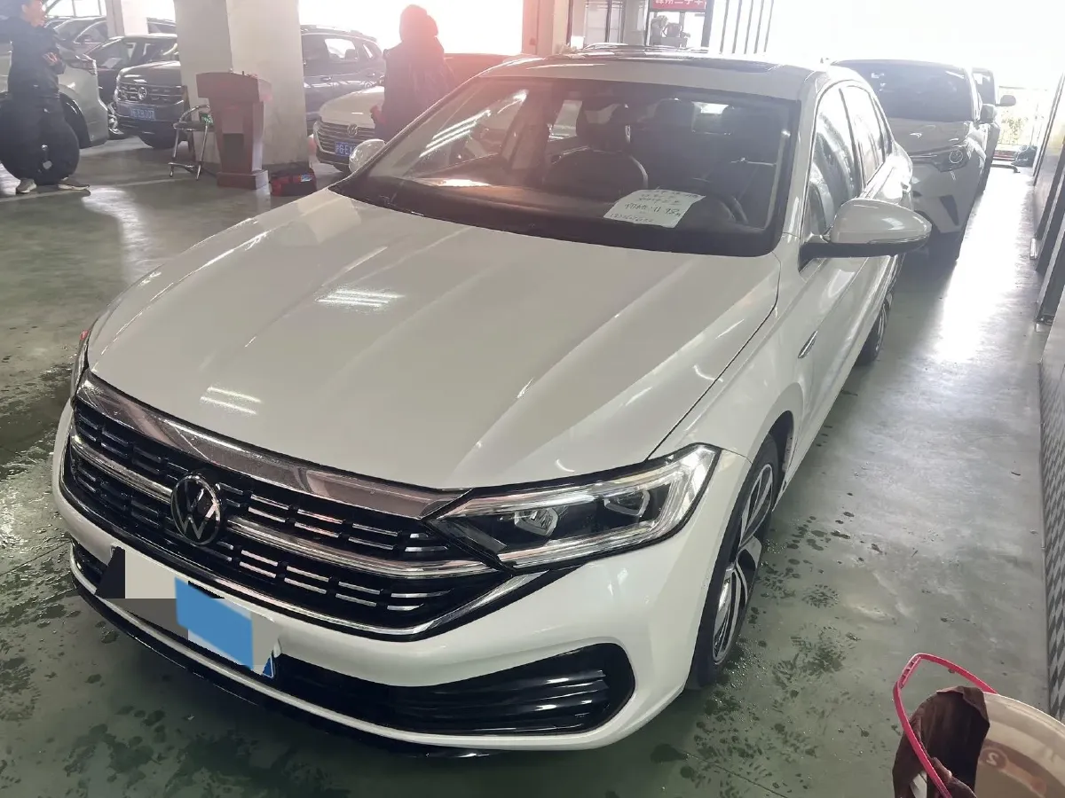 2023 Volkswagen Sagitar 1.5T 160HP L4 7DCT,autocango,china used car exporter,china ev exporter,chinese used car exporter,chinese used ev exporter