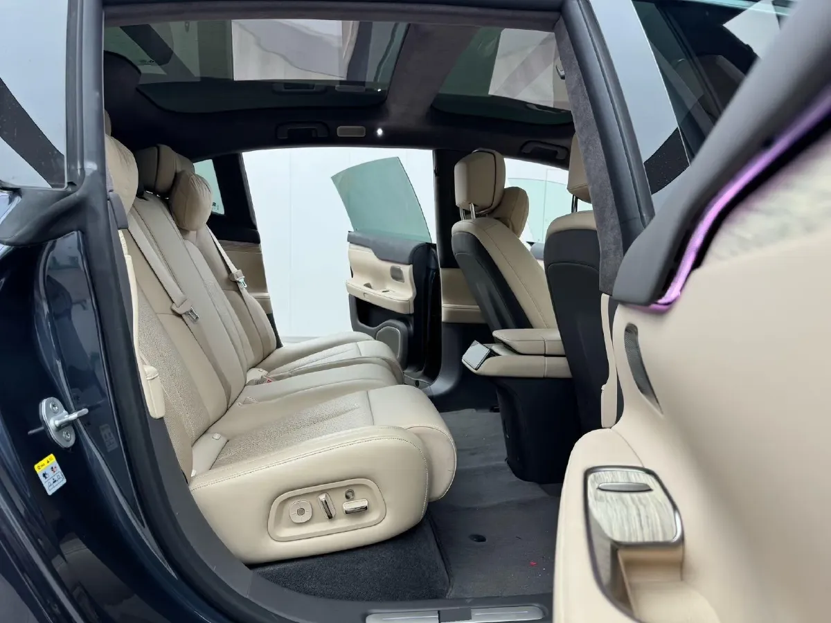 2024 NIO ET7 BEV 75KWH,autocango,china used car exporter,china ev exporter,chinese used car exporter,chinese used ev exporter