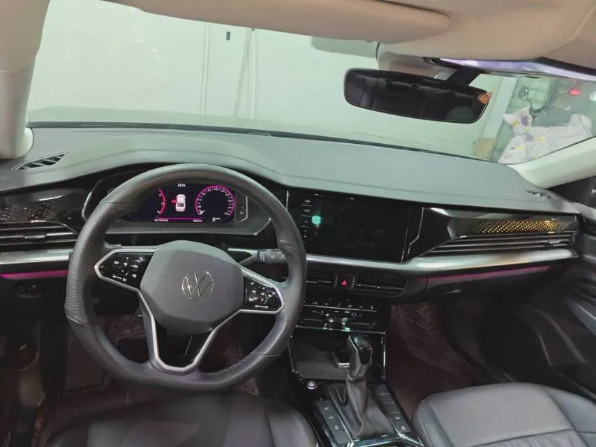 2023 Volkswagen Passat 2.0T 186HP L4 7DCT,autocango,china used car exporter,china ev exporter,chinese used car exporter,chinese used ev exporter