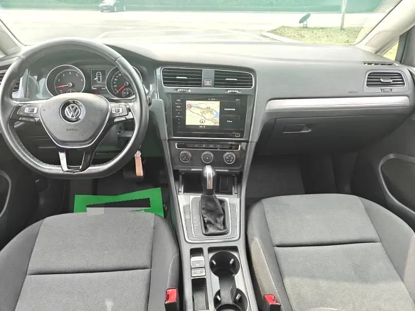 2020 Volkswagen Golf 1.2T 116HP L4 7DCT,autocango,china used car exporter,china ev exporter,chinese used car exporter,chinese used ev exporter