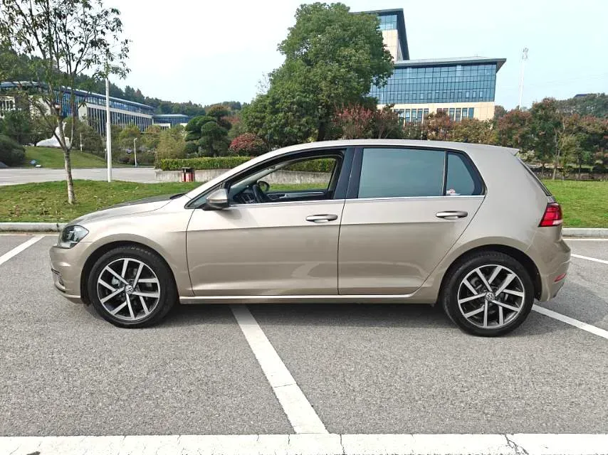 2020 Volkswagen Golf 1.2T 116HP L4 7DCT,autocango,china used car exporter,china ev exporter,chinese used car exporter,chinese used ev exporter