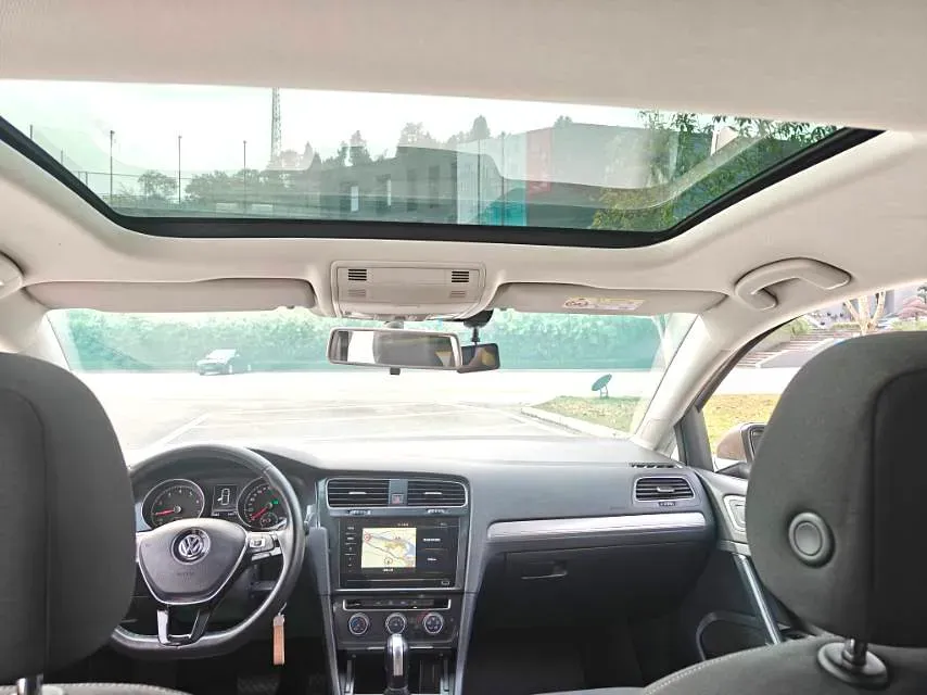 2020 Volkswagen Golf 1.2T 116HP L4 7DCT,autocango,china used car exporter,china ev exporter,chinese used car exporter,chinese used ev exporter