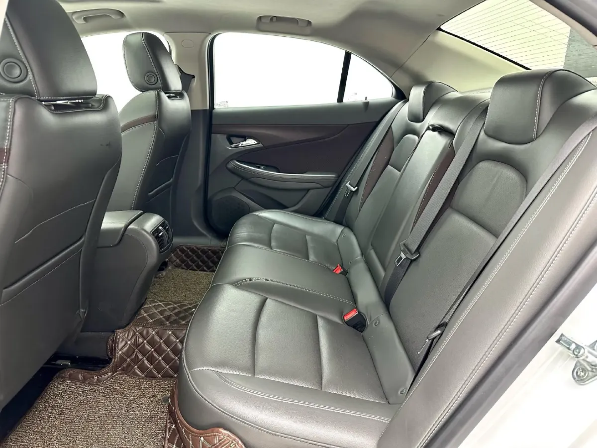 2018 Chevrolet Malibu 1.5T 170HP L4 6AT,autocango,china used car exporter,china ev exporter,chinese used car exporter,chinese used ev exporter