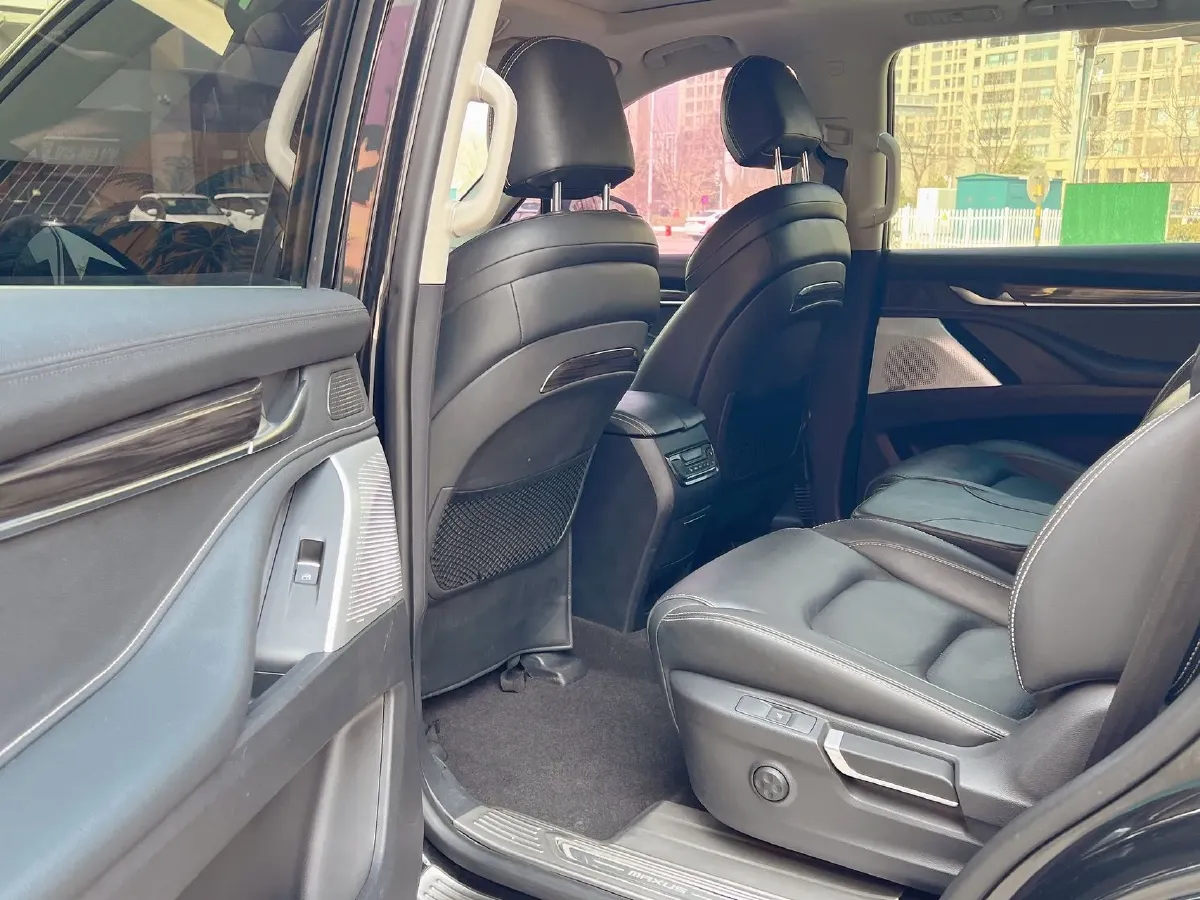 2017 MAXUS D90 2.0T 224HP L4 6AT,autocango,china used car exporter,china ev exporter,chinese used car exporter,chinese used ev exporter