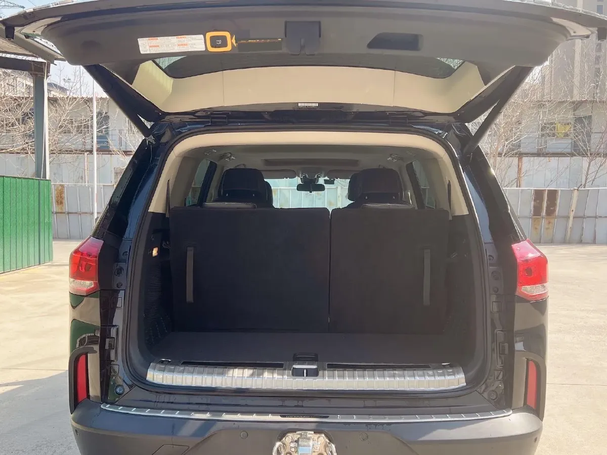 2017 MAXUS D90 2.0T 224HP L4 6AT,autocango,china used car exporter,china ev exporter,chinese used car exporter,chinese used ev exporter