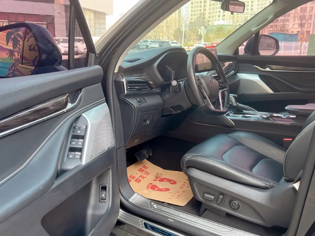 2017 MAXUS D90 2.0T 224HP L4 6AT,autocango,china used car exporter,china ev exporter,chinese used car exporter,chinese used ev exporter