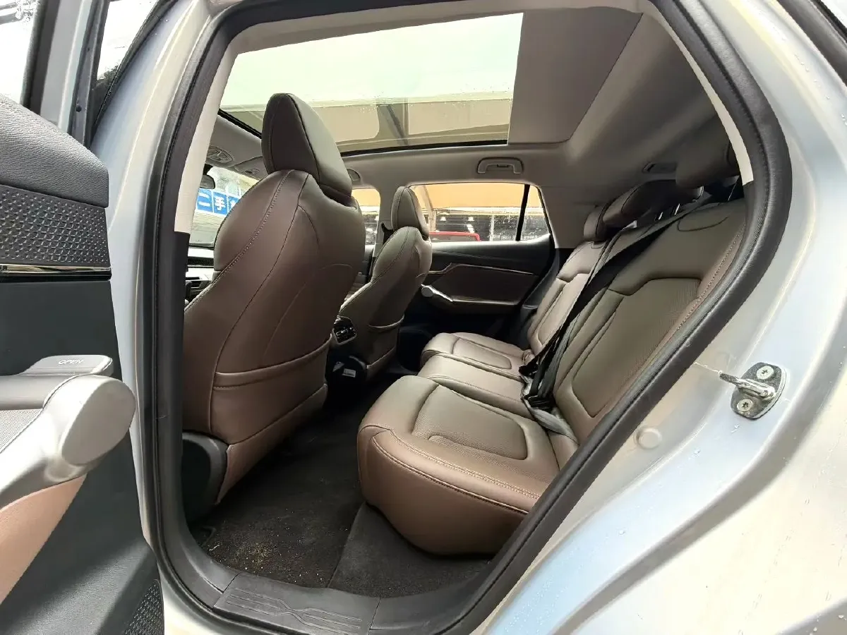 2024 GAC Trumpchi GS4 1.5T 177HP L4 7DCT,autocango,china used car exporter,china ev exporter,chinese used car exporter,chinese used ev exporter