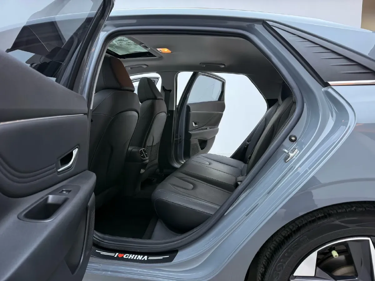 2022 Hyundai Elantra 1.5L 115HP L4 CVT,autocango,china used car exporter,china ev exporter,chinese used car exporter,chinese used ev exporter