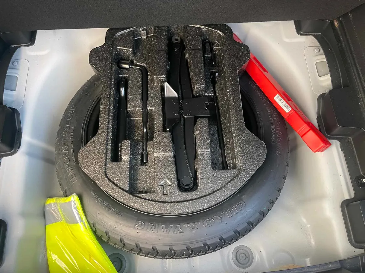 2021 Geely Coolray 1.4T 141HP L4 6DCT,autocango,china used car exporter,china ev exporter,chinese used car exporter,chinese used ev exporter