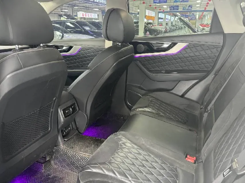 2019 HongQi HS5 2.0T 224HP L4 6AT,autocango,china used car exporter,china ev exporter,chinese used car exporter,chinese used ev exporter