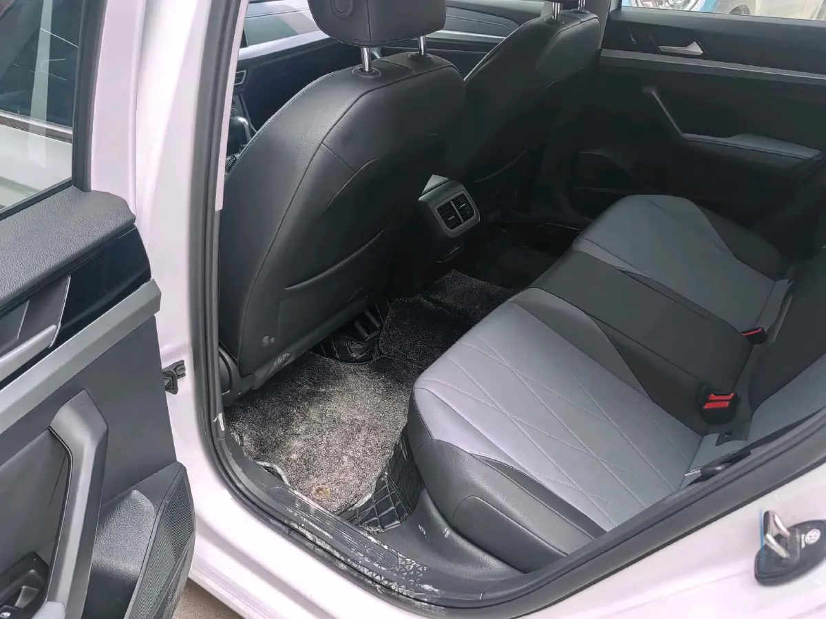 2024 Volkswagen Lavida 1.5L 110HP L4 6AT,autocango,china used car exporter,china ev exporter,chinese used car exporter,chinese used ev exporter