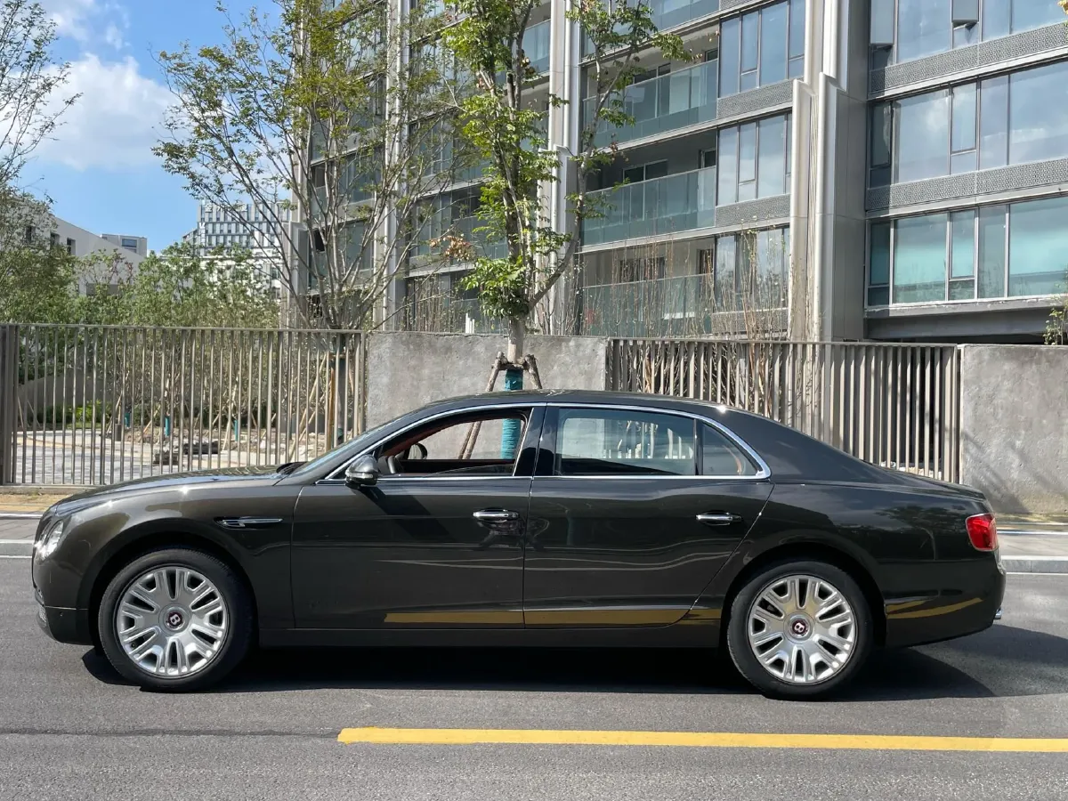 2017 Bentley Flying Spur 4.0T 507HP V8 8AT,autocango,china used car exporter,china ev exporter,chinese used car exporter,chinese used ev exporter