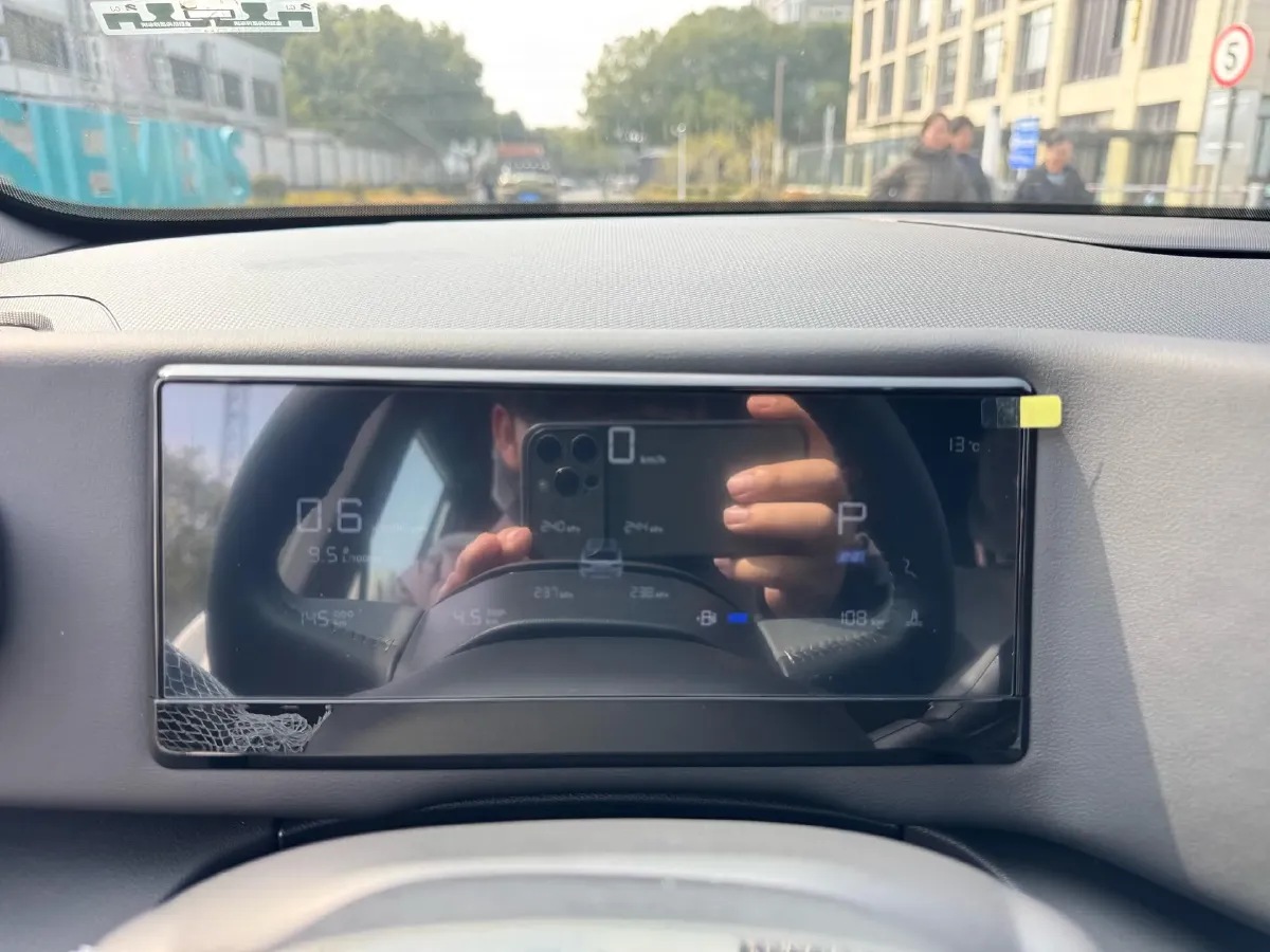 2025 Geely Cowboy 1.5T 181HP L4 7DCT,autocango,china used car exporter,china ev exporter,chinese used car exporter,chinese used ev exporter