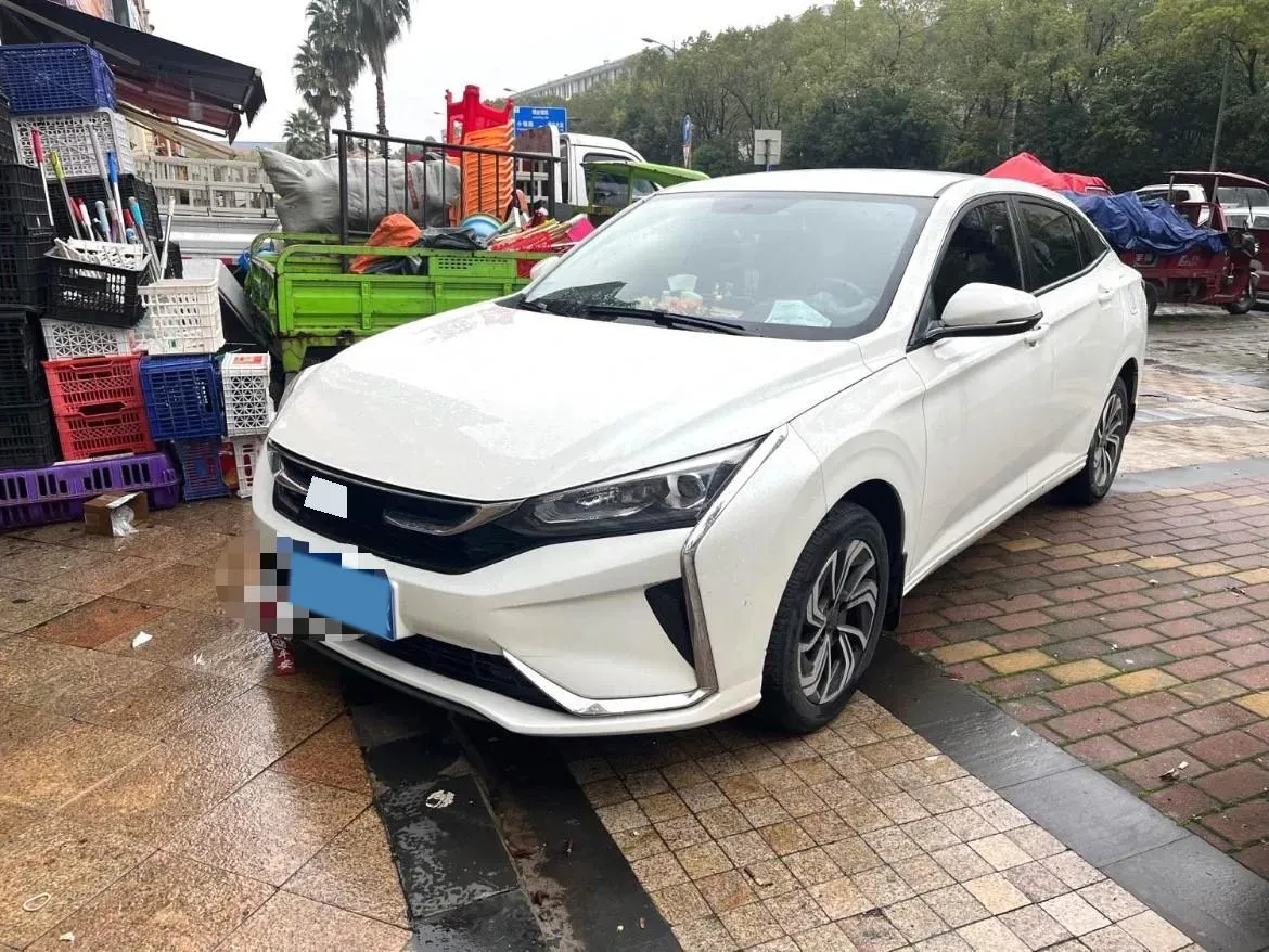 2021 DongFeng Aeolus YiXuan 1.5T 150HP L4 6DCT,autocango,china used car exporter,china ev exporter,chinese used car exporter,chinese used ev exporter