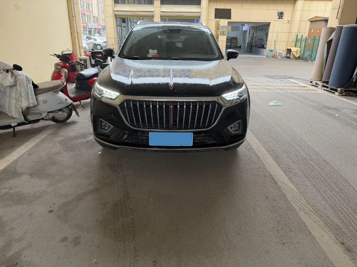 2022 HongQi HS5 2.0T 224HP L4 6AT,autocango,china used car exporter,china ev exporter,chinese used car exporter,chinese used ev exporter