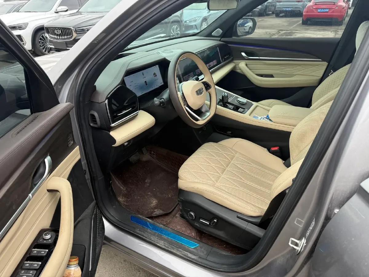 2025 Geely Monjaro 2.0T 238HP L4 8AT,autocango,china used car exporter,china ev exporter,chinese used car exporter,chinese used ev exporter