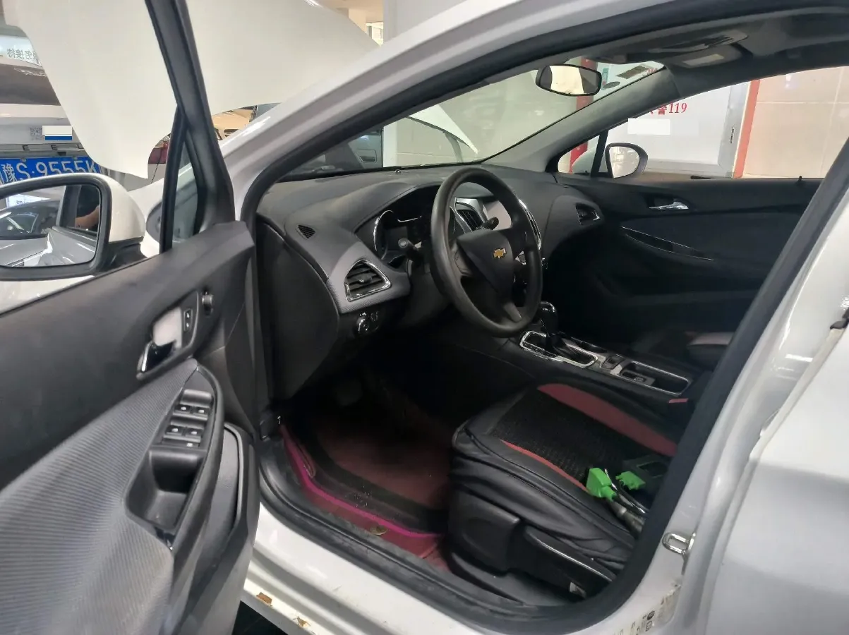 2018 Chevrolet Cruze 1.5L 114HP L4 6AT,autocango,china used car exporter,china ev exporter,chinese used car exporter,chinese used ev exporter